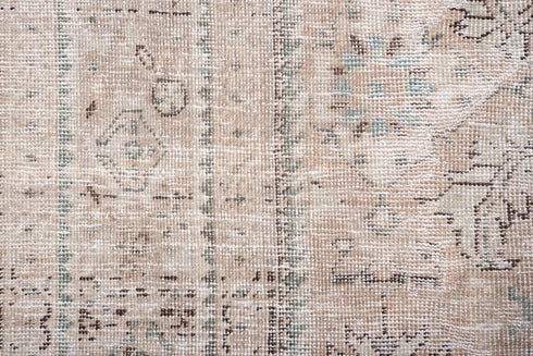 Vintage Mahal Area Rug (7' x 10')